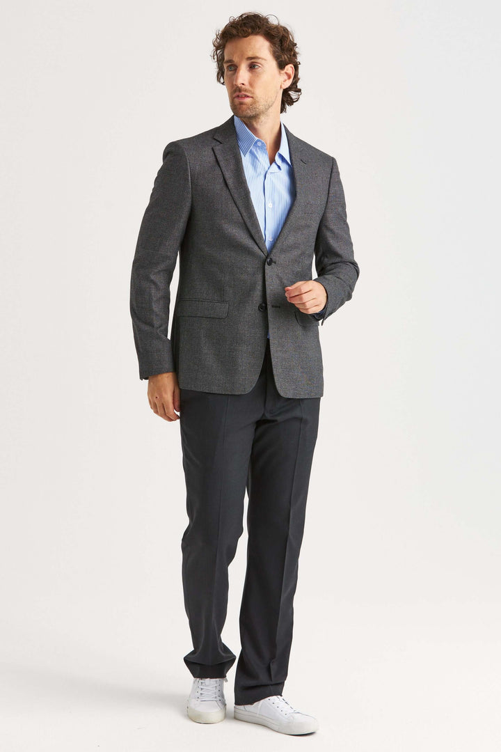 Mörkgrå kostymbyxor i ullstretch, grå kavaj