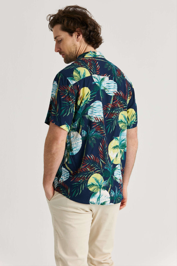 Marinblå viskos-skjorta