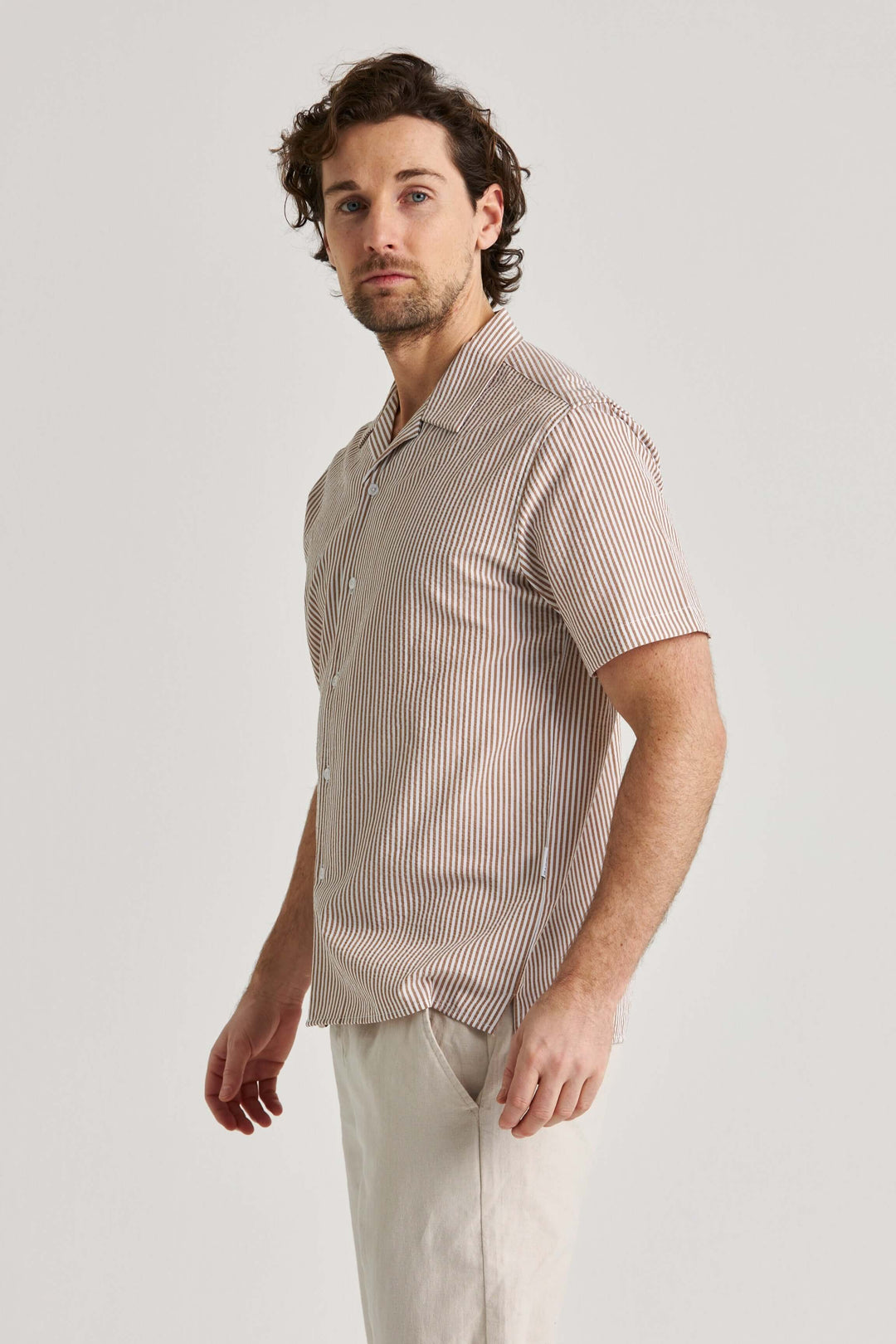 Beige resortskjorta