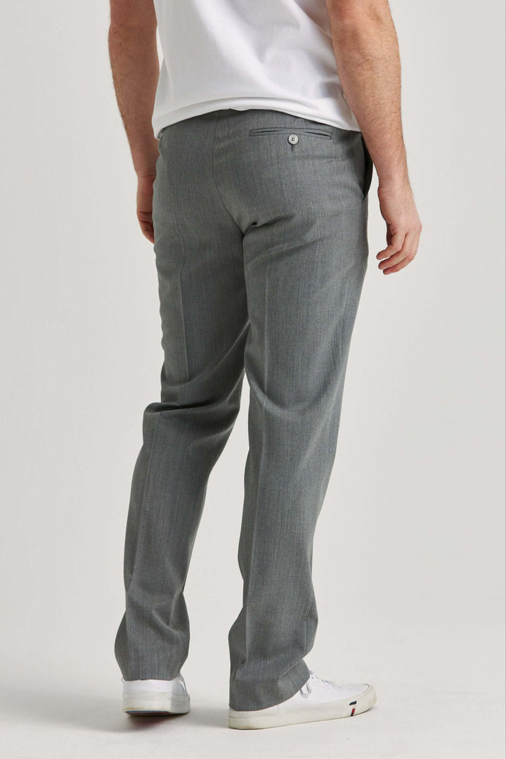 ljusgrå kostymbyxor i ullstretch