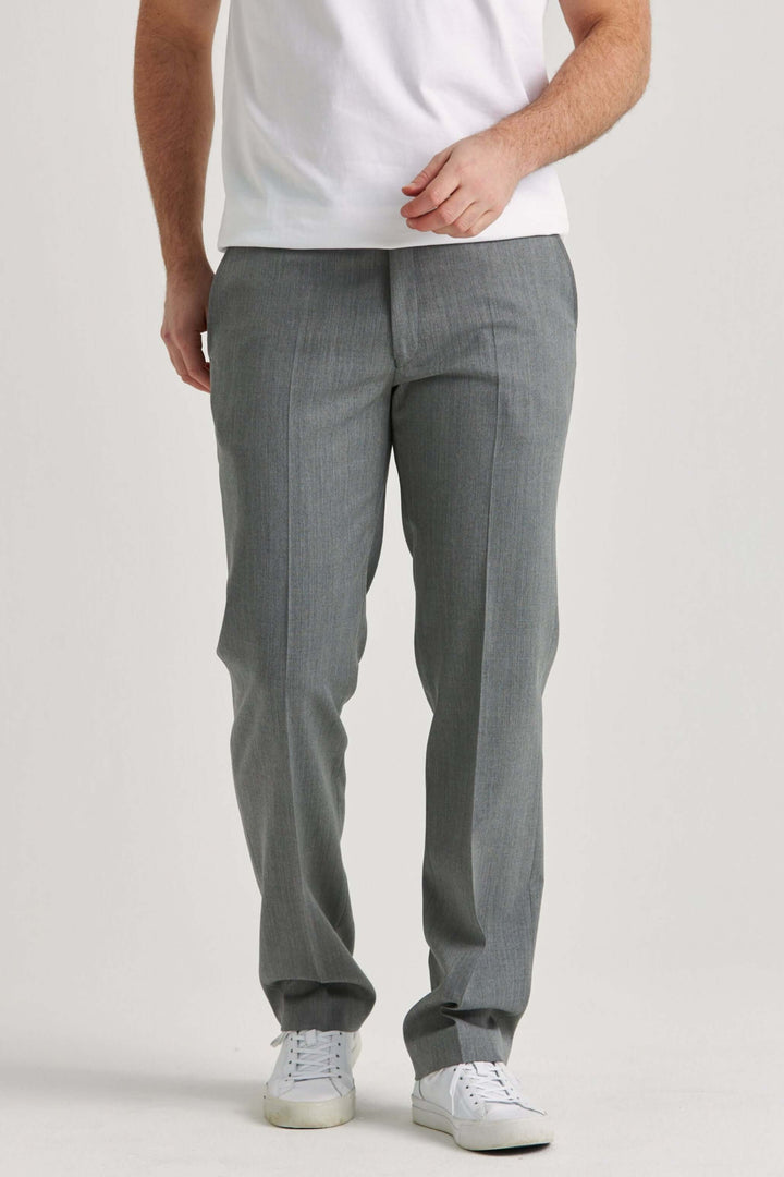 ljusgrå kostymbyxor i ullstretch
