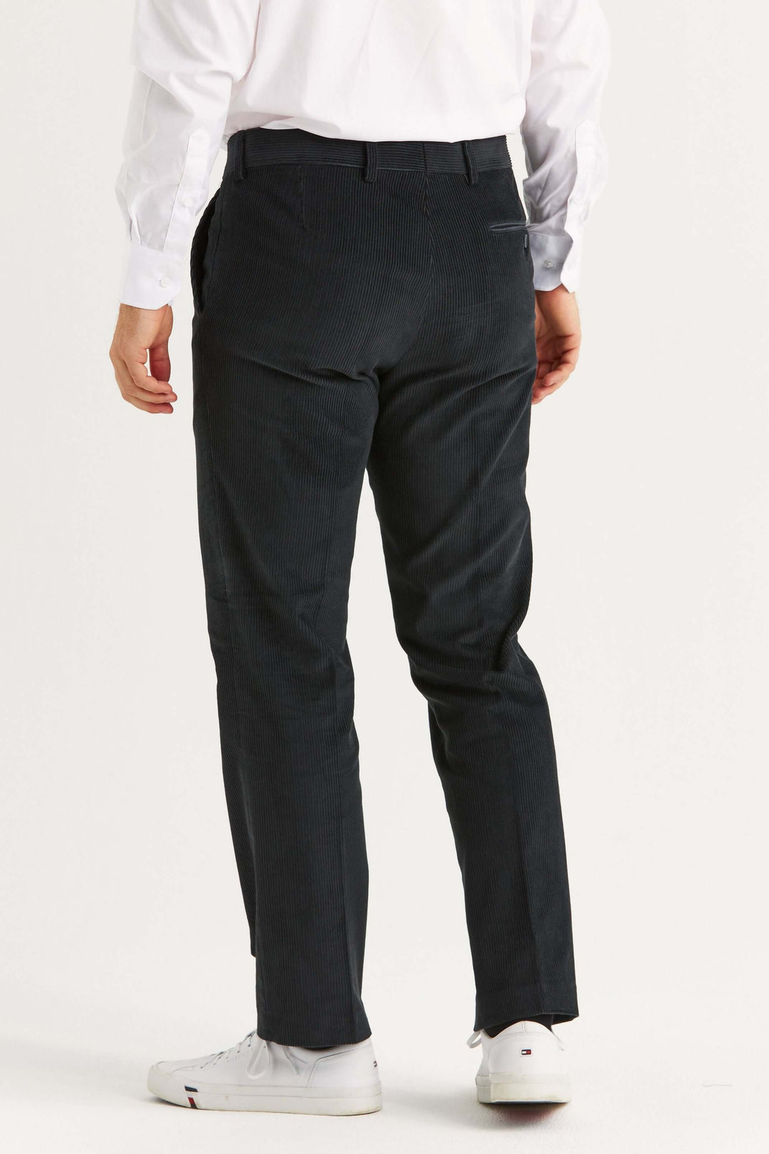 manchesterbyxa grå regular fit