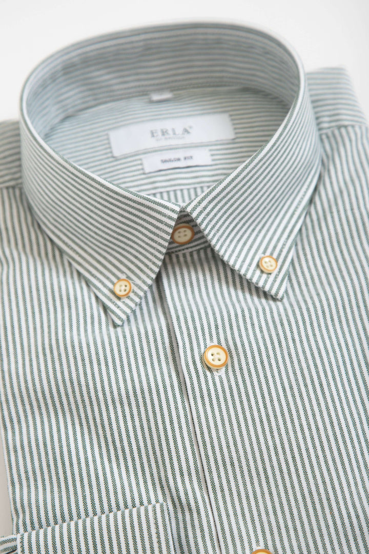 Smalrandig Button Down-skjorta Grön