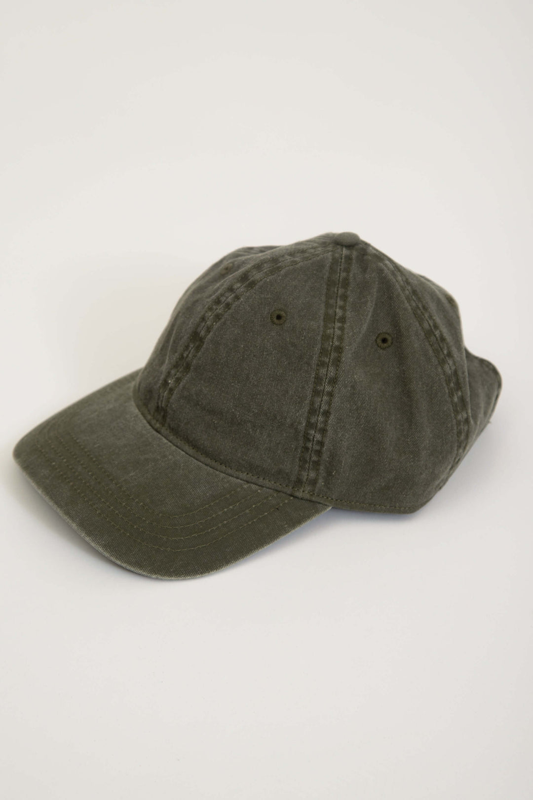 Olivgrön Keps Washed Cotton