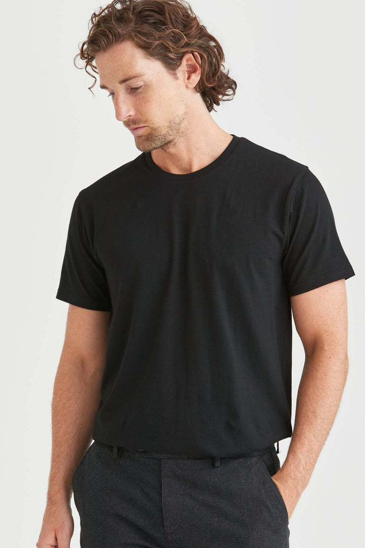 Core T-shirt Svart