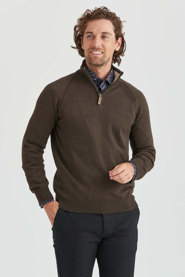 Brun Stickad Halv-Zip Tröja