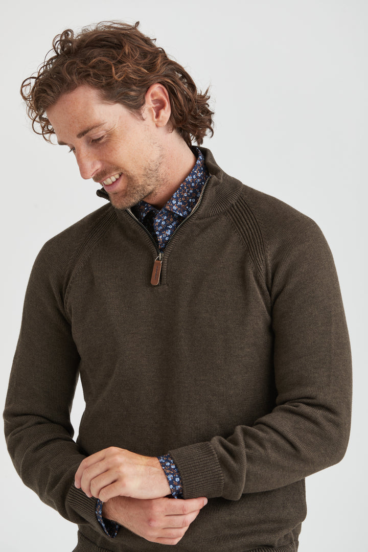 Brun Stickad Halv-Zip Tröja