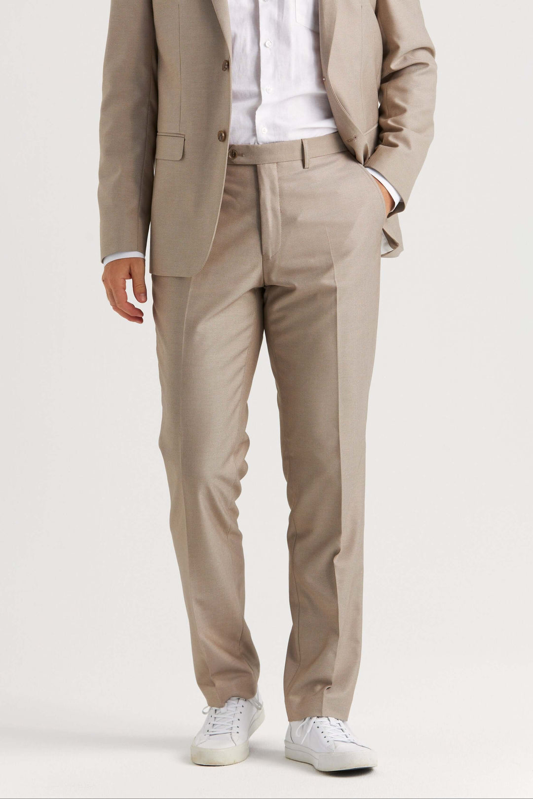 beige kostymbyxa