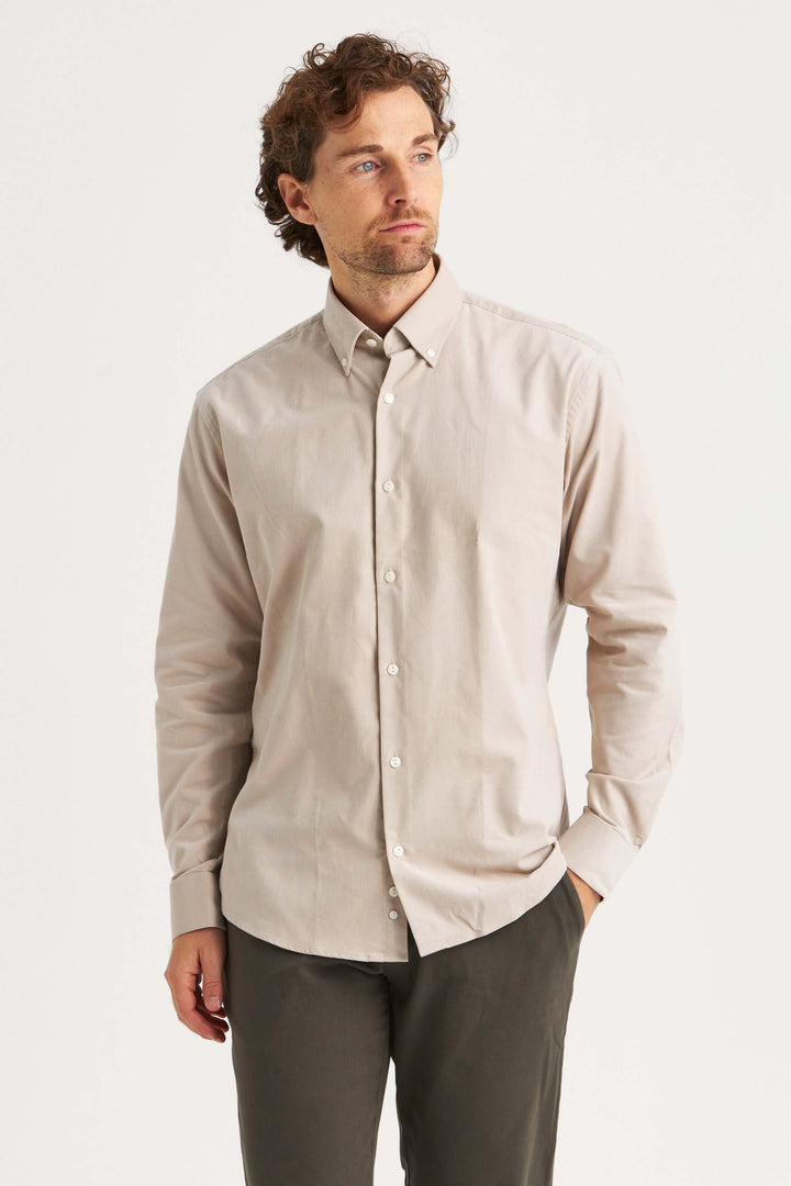 Beige manchesterskjorta