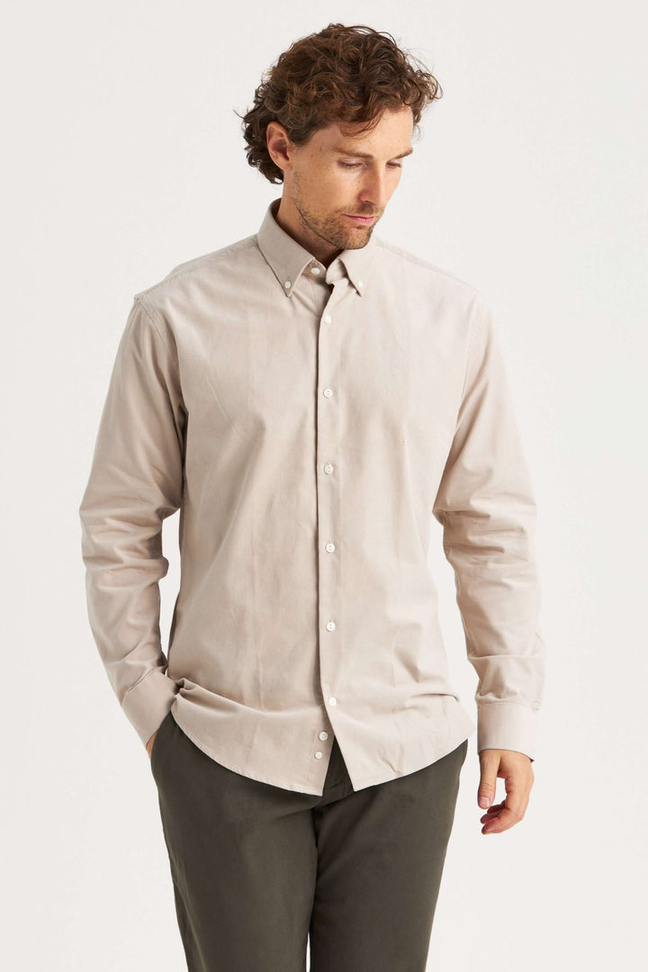 Beige manchesterskjorta
