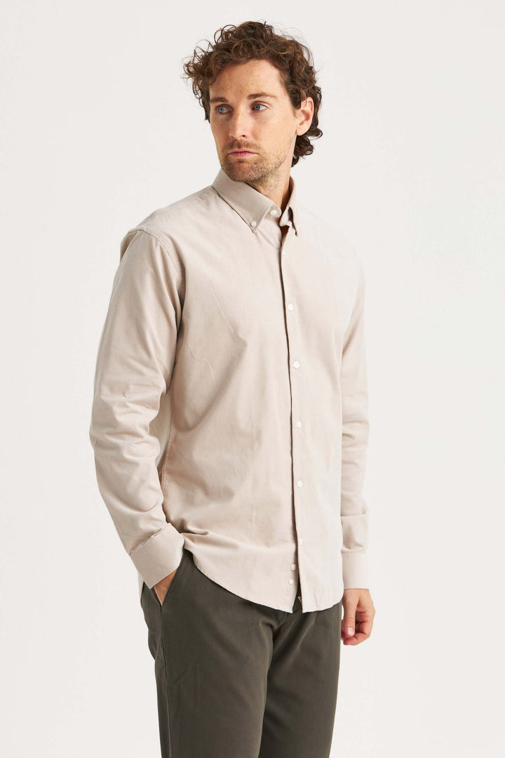 Beige manchesterskjorta