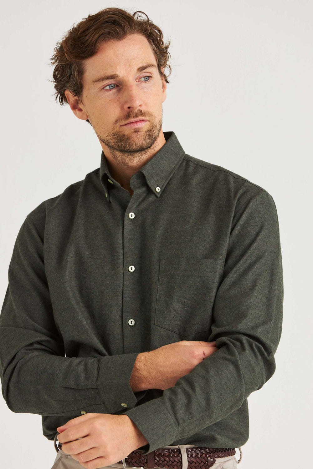 Grön Lyocellskjorta Button Down, stilren och mjuk skjorta i kvalitet av bomull och lyocell.