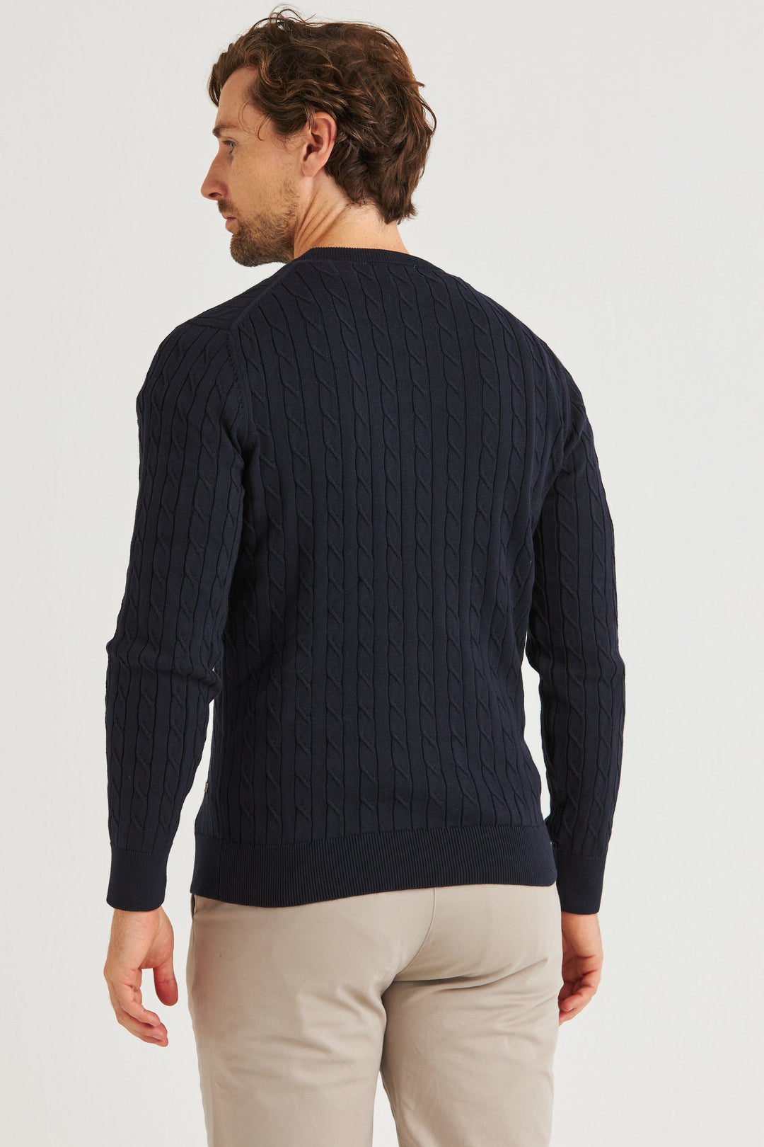Marinblå Kabelstickad Crew Neck