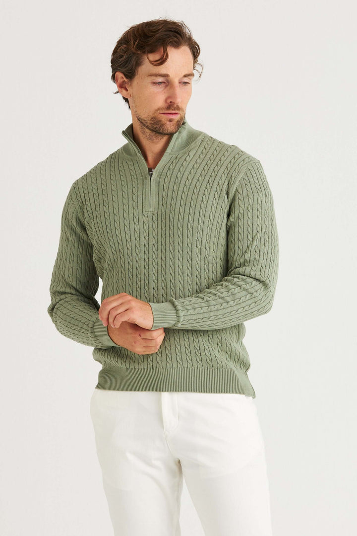Grön kabelstickad tröja half zip