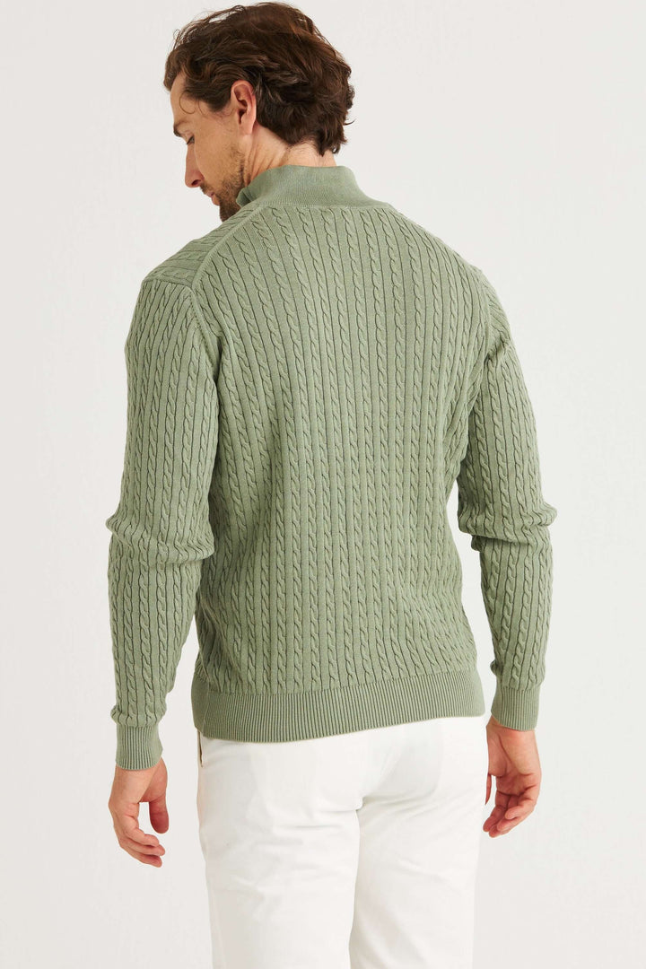 Grön kabelstickad tröja half zip