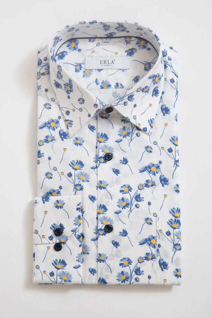 Vit skjorta med blommönster