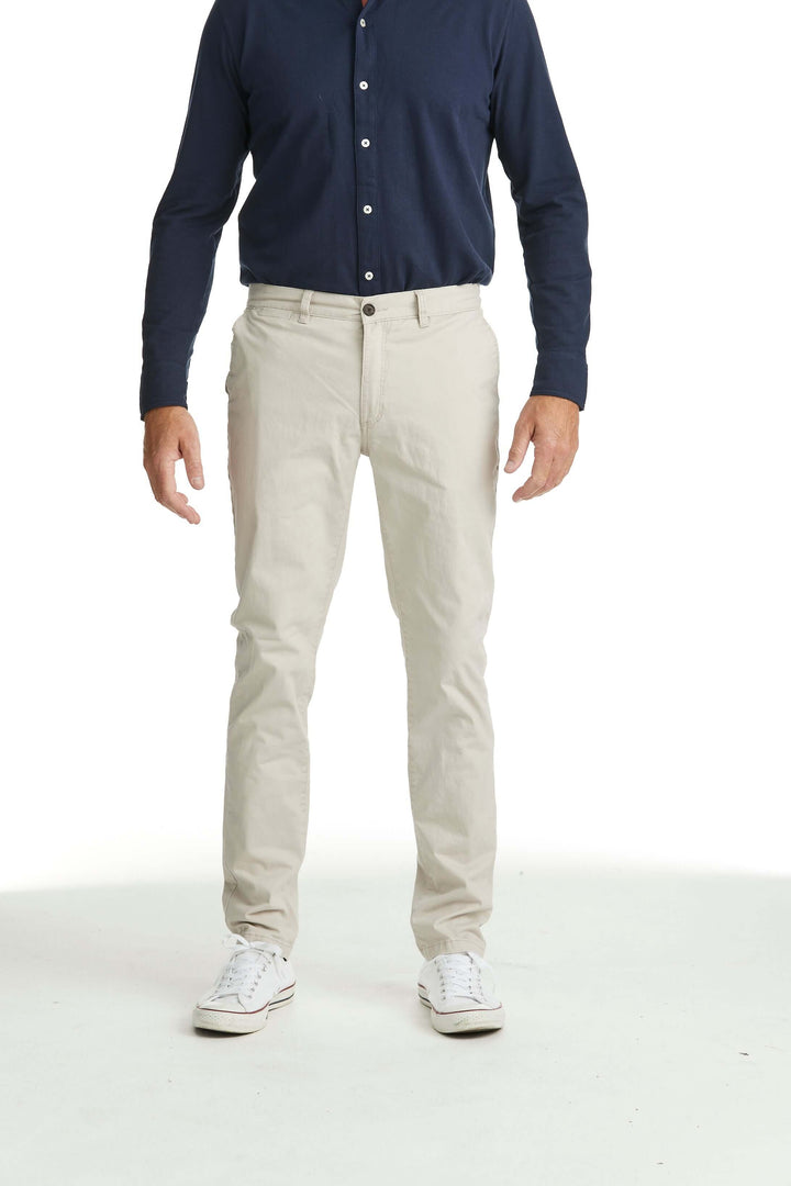 Sandfärgad stretchchinos