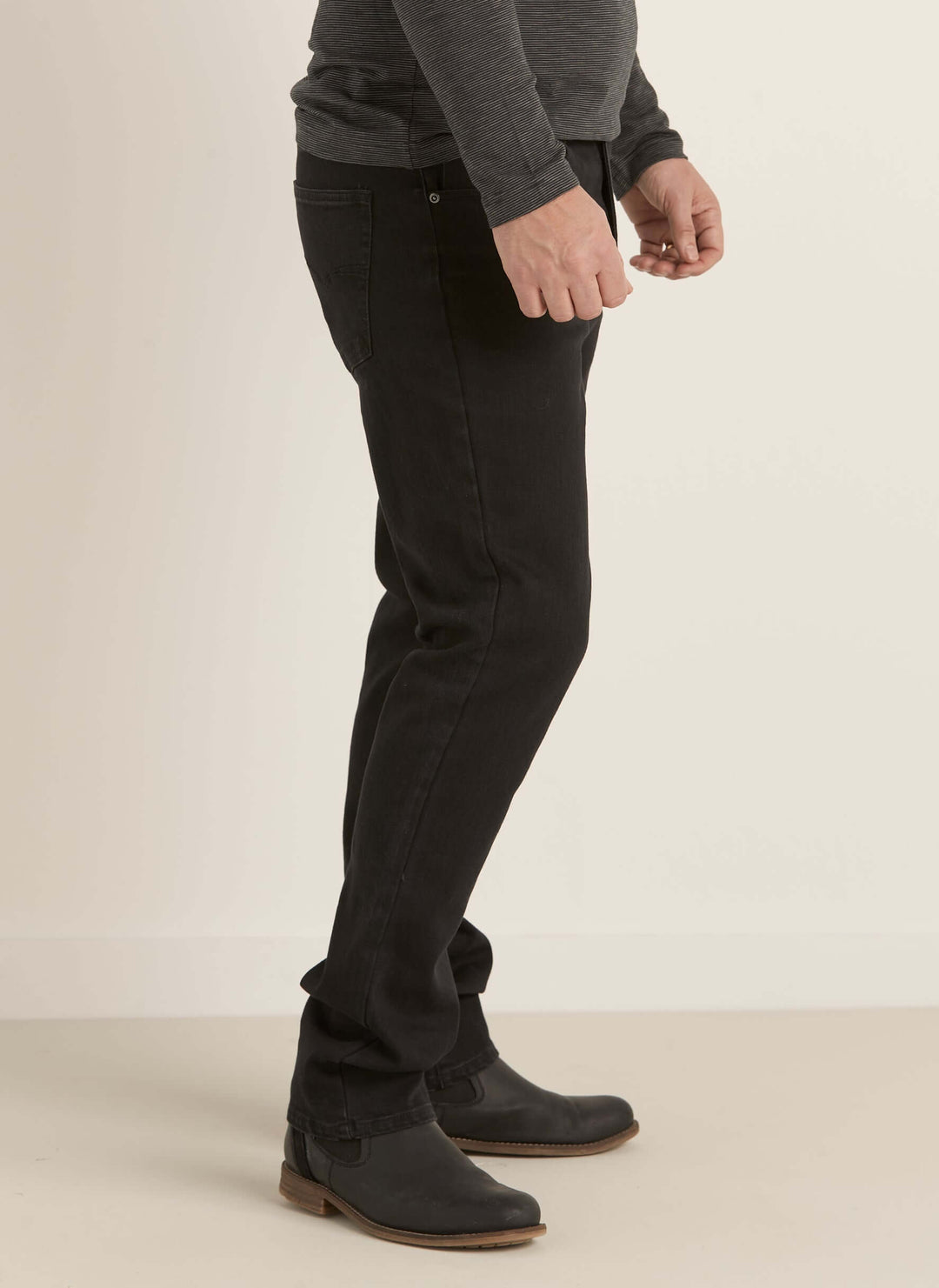 Herr 4500 Jeans Stretch Svart